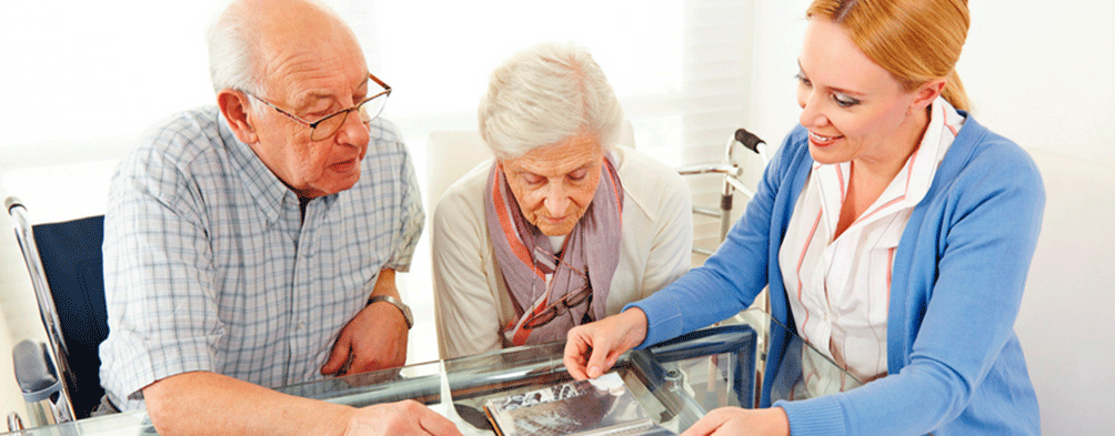 Profissionais para cuidar de pacientes com Alzheimer