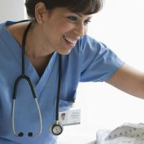 Serviço de acompanhante hospitalar